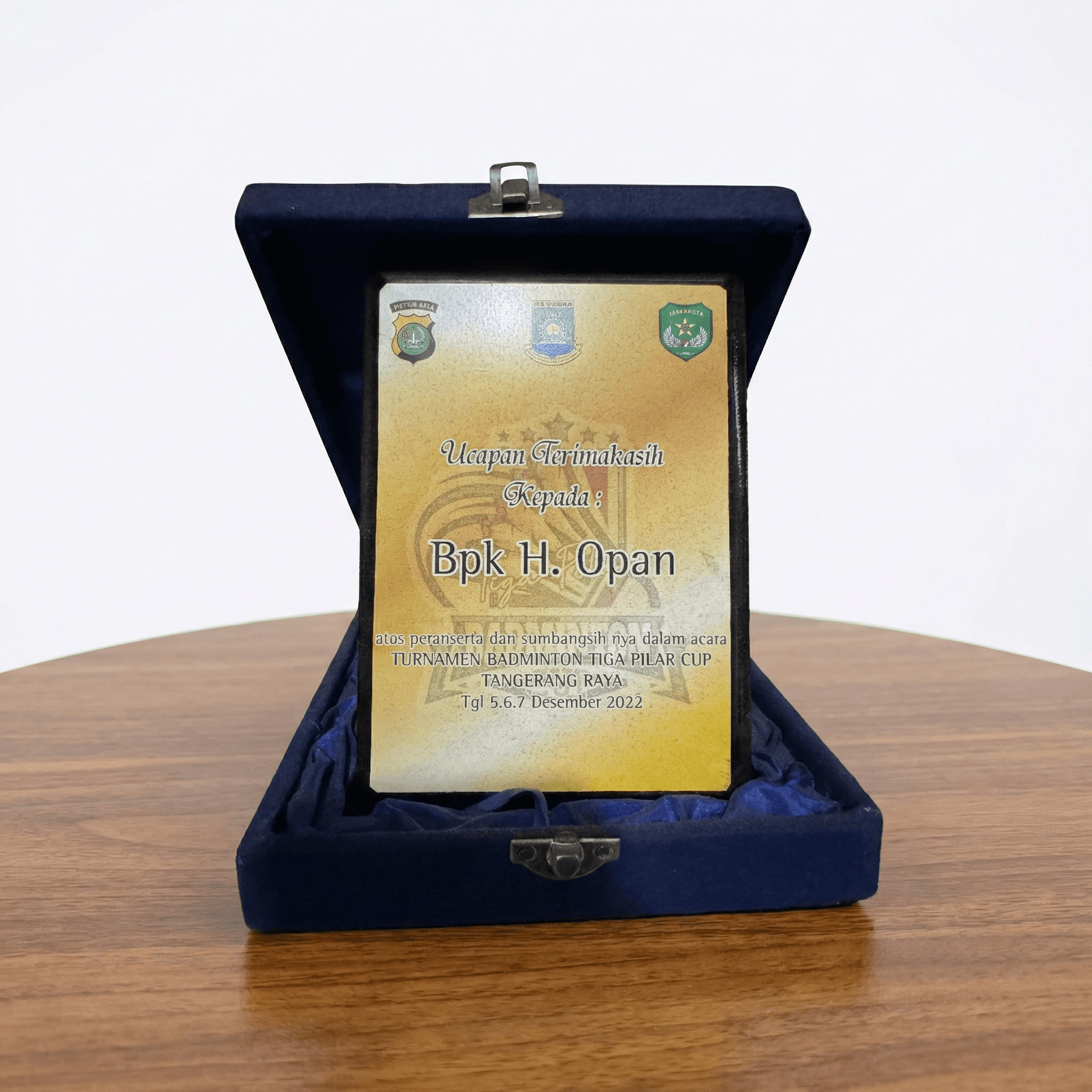 Penghargaan Turnamen Badminton Tiga Pilar Cup 2022